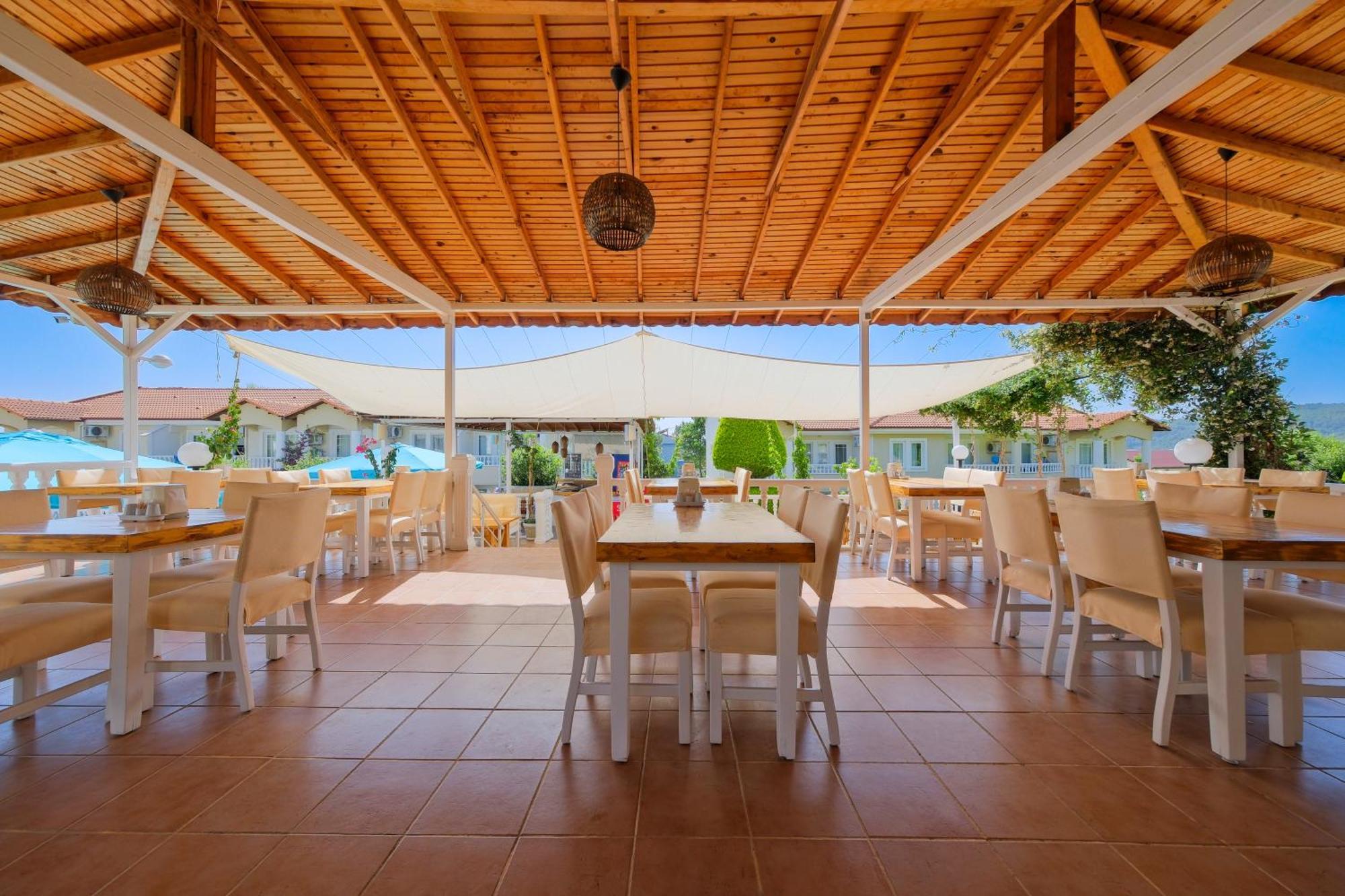 Larimar Suite Hotel Ölüdeniz Zewnętrze zdjęcie